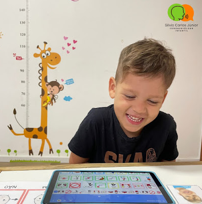 Comunicação alternativa com tablet